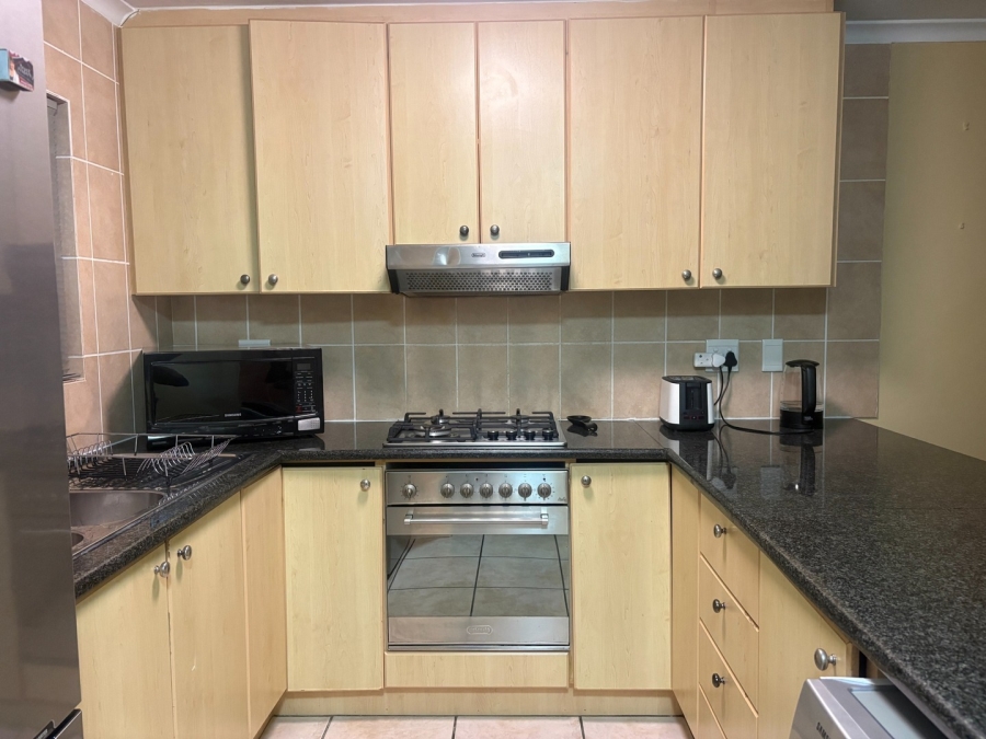 To Let 2 Bedroom Property for Rent in Big Bay Western Cape